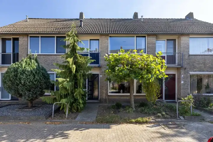 Tussenwoning te koop: Schoener 30, Lemmer-Lemstervaart Lemmer