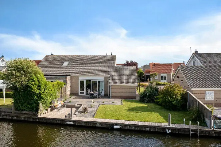Twee-onder-één-kap te koop: Scholekster 23, Lemmer-Frieslandpark Lemmer