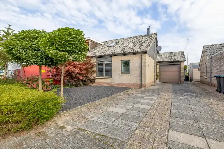 Vrijstaande woning te koop: Scholekster 29, Lemmer-Frieslandpark Lemmer