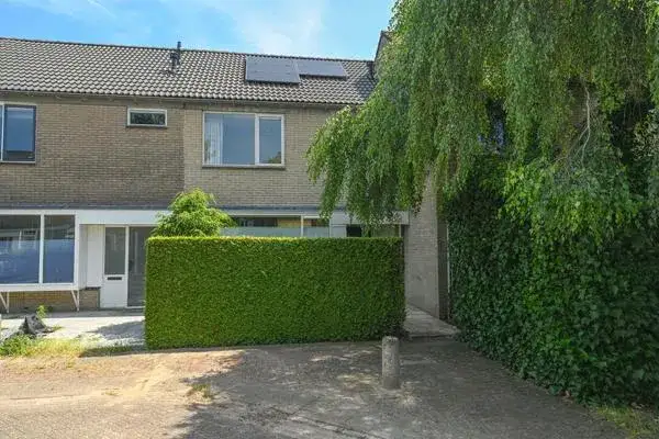 Terraced house for sale: Scholekster 32, Noordbuurt Eemnes