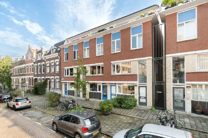 Apartment for sale: Schonebergerweg 48A, Nieuwe Westen Rotterdam