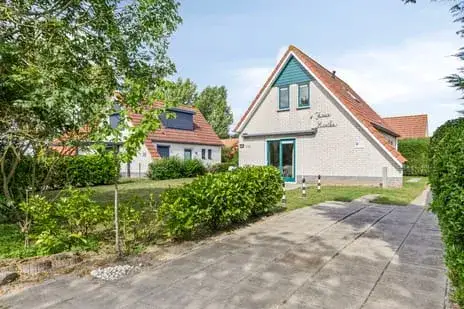 Vrijstaande woning te koop: Schoneveld 126, Verspreide huizen Breskens Breskens