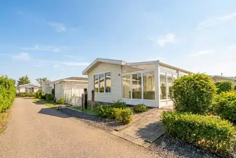 Vrijstaande woning te koop: Schoneveld 1E085, Verspreide huizen Breskens Breskens