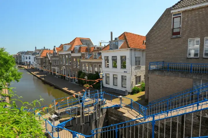 Appartement te koop: Schoolslop 1RD, Vertobuurt Maassluis