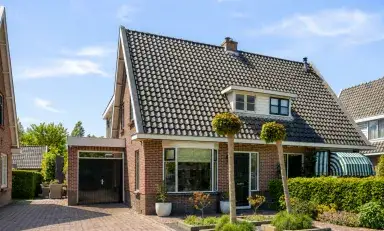 Twee-onder-één-kap te koop: Schoolstraat 17, Nieuw-Vennep West Nieuw-Vennep