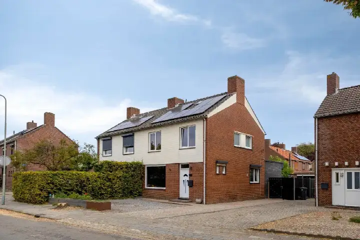 Semi-detached for sale: Schoolstraat 26, Herten Herten