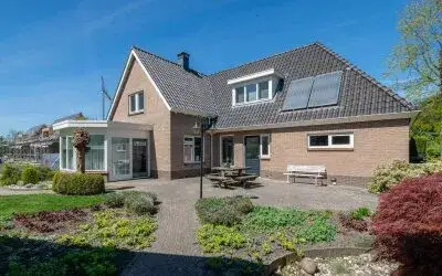 Vrijstaande woning te koop: Schoolstraat 7, Fluitenberg kern Fluitenberg