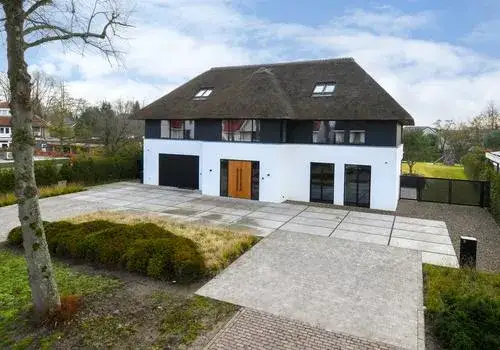 Vrijstaande woning te koop: Schoonoordstraat 3, Aalst Waalre