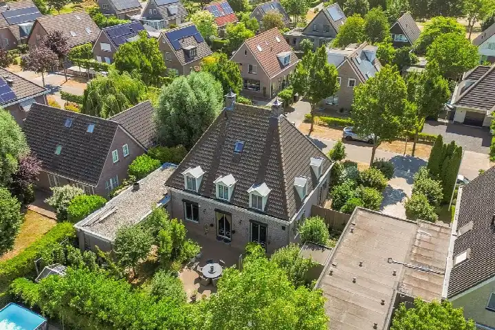 Vrijstaande woning te koop: Schorrenkruid 16, Bergse Plaat Bergen Op Zoom