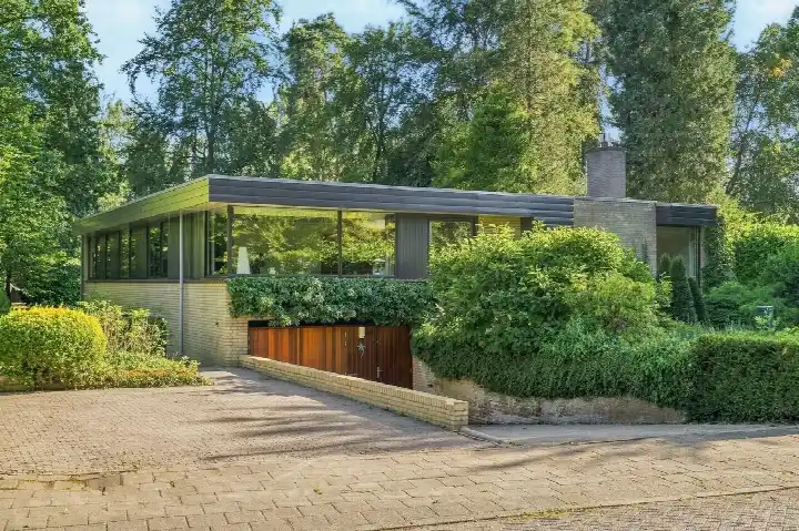 Detached house for sale: Schotsmanlaan 7, Dieren-West boven spoorlijn Dieren