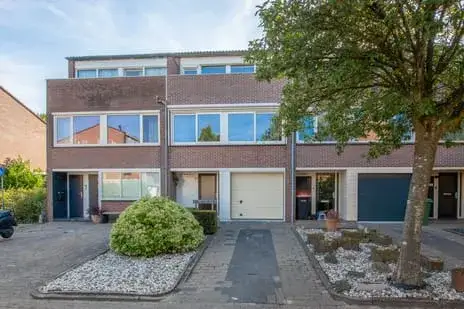 Terraced house for sale: Schout 23, Risdam-Zuid - Buurt 20 08 Hoorn