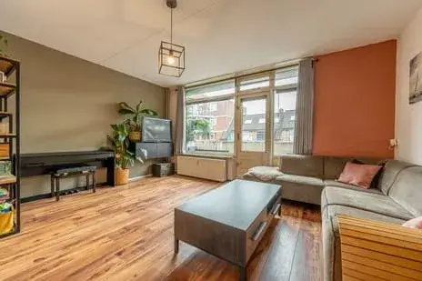 Appartement te koop: Schout Heynricstraat 48, Agniesebuurt Rotterdam