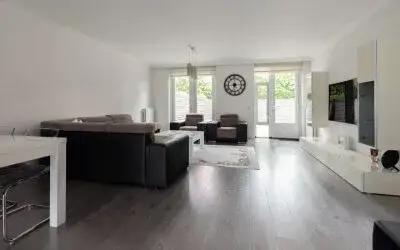 Twee-onder-één-kap te koop: Schoutenstraat 120, Staatsliedenwijk Barneveld