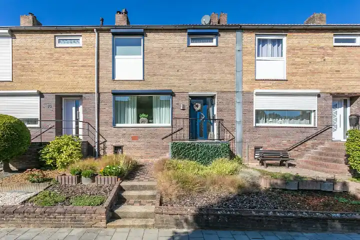 Terraced house for sale: Schoutstraat 8, Op den Haan Brunssum