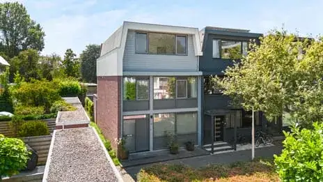 Hoekwoning te koop: Schouwenselaan 14, Vredeveldbuurt Amstelveen