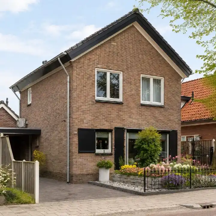 Detached house for sale: Schubertlaan 13, Componistenkwartier Apeldoorn