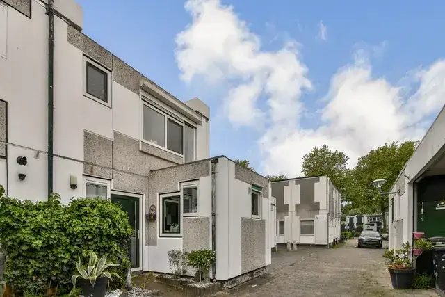 Tussenwoning te koop: Schuilenburg 95, Mildenburg en omgeving Dordrecht