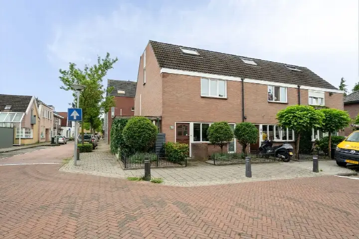 Hoekwoning te koop: Schurinksweg 17, Roombeek-Roomveldje Enschede