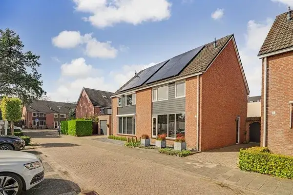 Twee-onder-één-kap te koop: Schutsboom 4, Bladel Centrum Bladel