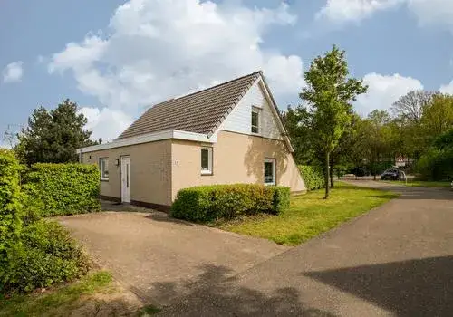 Vrijstaande woning te koop: Schutteheide 1-8, Heel Heel
