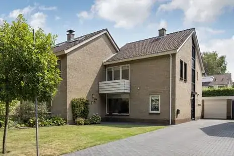 Twee-onder-één-kap te koop: Schuttekamp 107, Dorp Lonneker Enschede