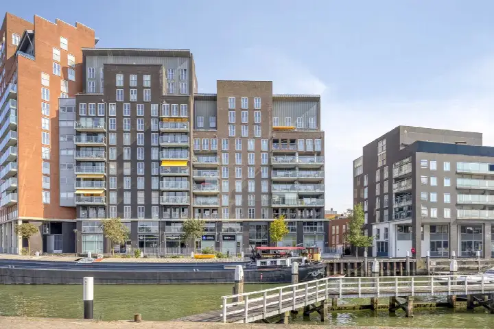 Appartement te koop: Schuttevaerkade 91, Stadswerven Dordrecht