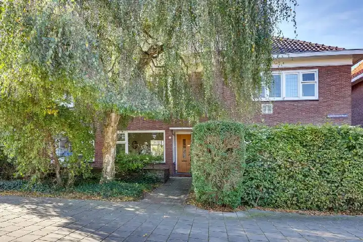 Tussenwoning te koop: Schuttevaerstraat 7, Historisch Centrum Meppel