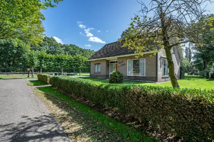 Vrijstaande woning te koop: Schuurmanslaantje 18, Nieuwleusen Zuid Nieuwleusen