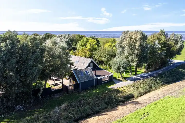 Detached house for sale: Sedyk 5, Buitengebied Tzummarum Tzummarum