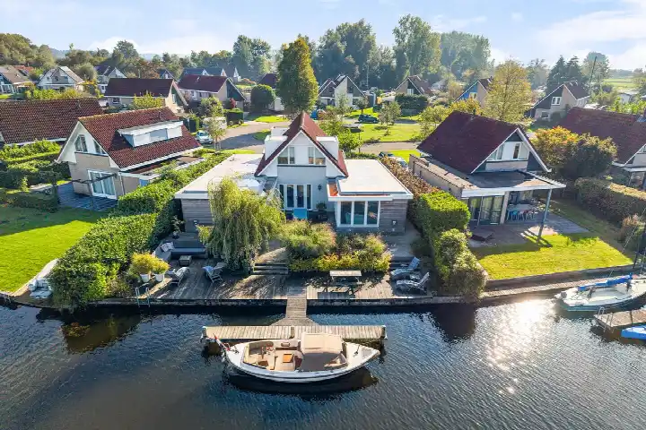 Vrijstaande woning te koop: Seel 21, Terherne Terherne