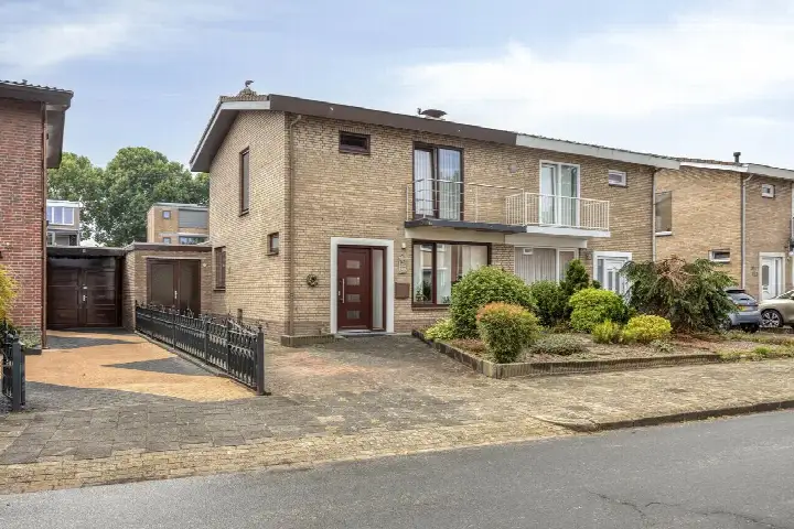 Tussenwoning te koop: Seghemanstraat 25, Kaalheide Kerkrade