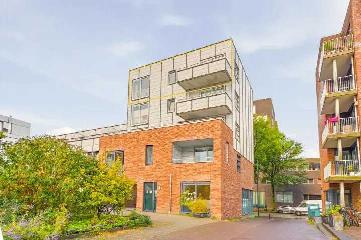 Appartement te koop: Sem Presserhof 8, Ed Pelsterparkbuurt Amsterdam