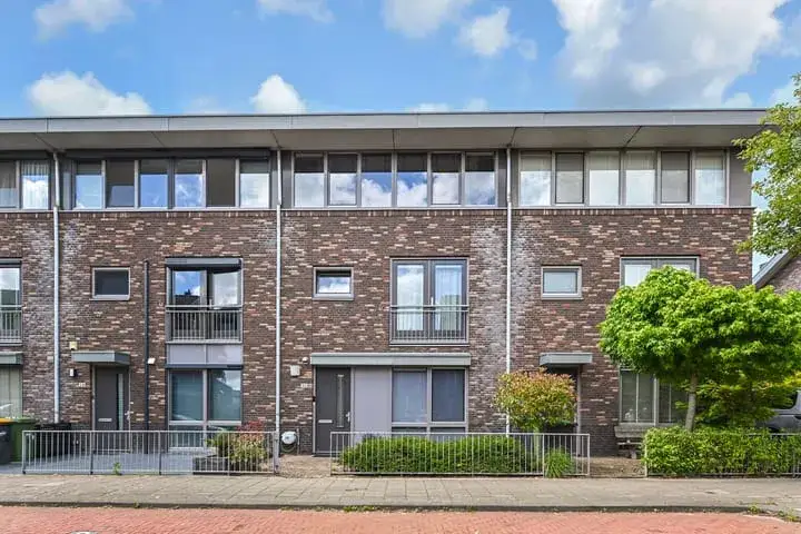 Terraced house for sale: Senecastraat 30, De Lanen 'S-Gravenhage