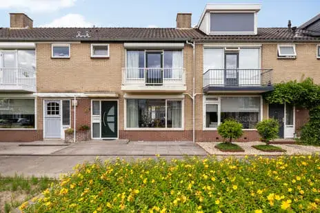 Terraced house for sale: Seringenstraat 51, Dubbeldam-Zuid Dordrecht