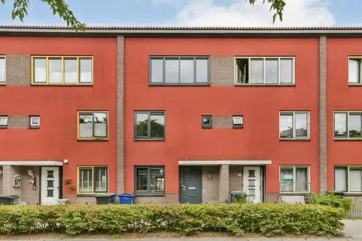Tussenwoning te koop: Siennastraat 213, Regenboogbuurt Noord en Oost Almere