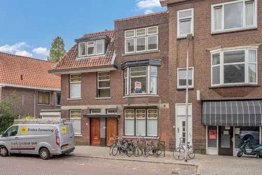 Apartment for sale: Simonsstraat 110, Wippolder-Noord Delft