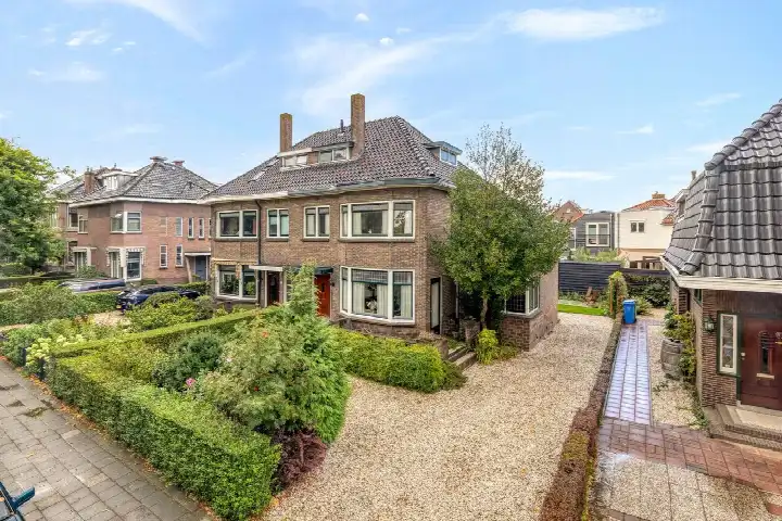 Semi-detached for sale: Singel 103, Bloemen- en Bomenkwartier Woerden