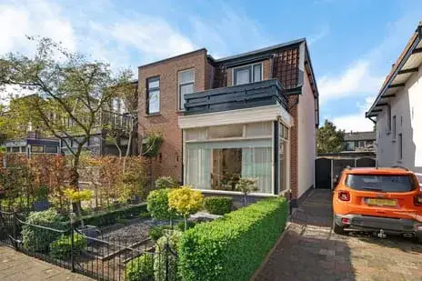 Twee-onder-één-kap te koop: Singel 31, Cereslaan Bussum