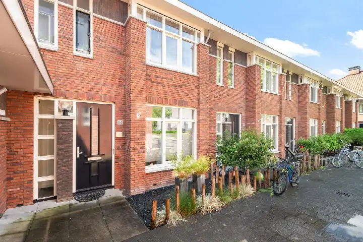 Tussenwoning te koop: Singelplein 54, Bloemen- en Bomenkwartier Woerden