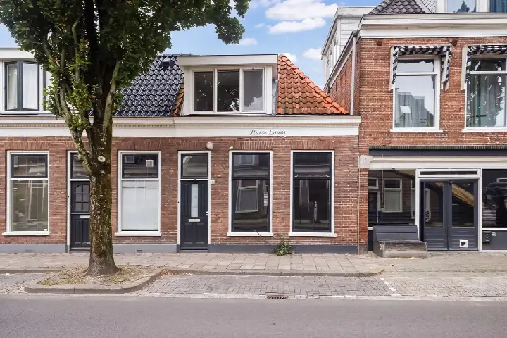 Tussenwoning te koop: Singelstraat 21, Transvaalwijk Leeuwarden