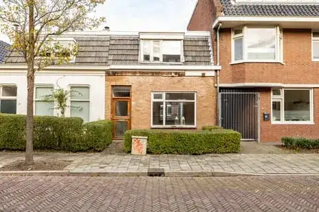 Tussenwoning te koop: Singelweg 22, Professorenbuurt Groningen