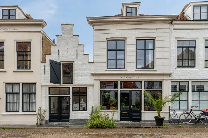 Hoekwoning te koop: Sint Domusstraat 44, Zierikzee binnen de vesten Zierikzee