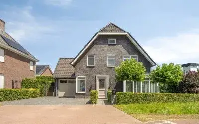 Detached house for sale: Sint Donatuskapelstraat 10, Laarveld Weert