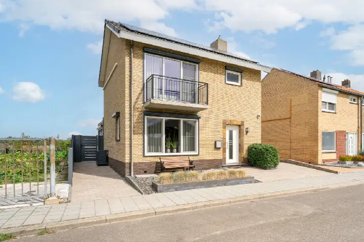 Vrijstaande woning te koop: Sint Hubertuslaan 5, Nattenhoven Urmond