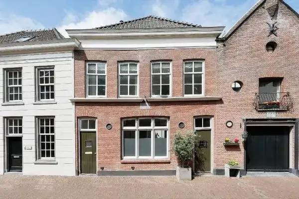 Tussenwoning te koop: Sint Jacobstraat 31, Binnenstad oost 'S-Hertogenbosch