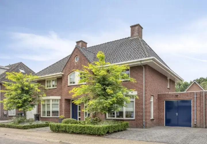Tussenwoning te koop: Sint Jansbloem 39, Doonheide Gemert