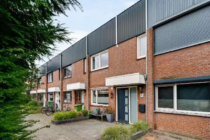 Tussenwoning te koop: Sint Jobstraat 7, Leuken Weert