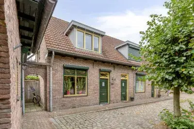 Hoekwoning te koop: Sint Jozefplein 14, Centrum zuid Asten