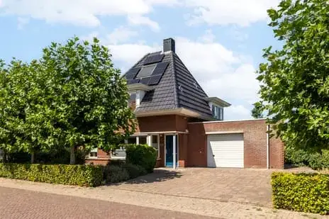 Detached house for sale: Sint Nicolaasdijk 123, Hagenbroek Kampen