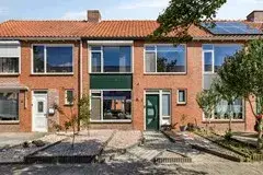 Tussenwoning te koop: Sint Ontcommerstraat 3, Steenbergen-Centrum Steenbergen